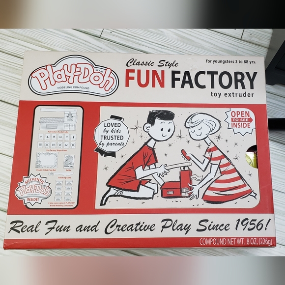 Play-Doh Classic-Style Fun Factory NIB - Picture 2 of 7